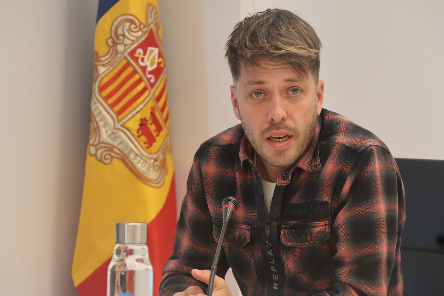 /tmp/177192_3 (1).jpg